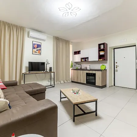 Luca Flat - Tiburtina Train Station & Wi-fi Appartement *