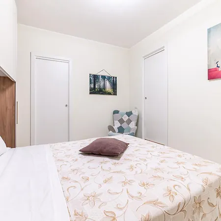 Luca Flat - Tiburtina Train Station & Wi-fi Appartement Rome