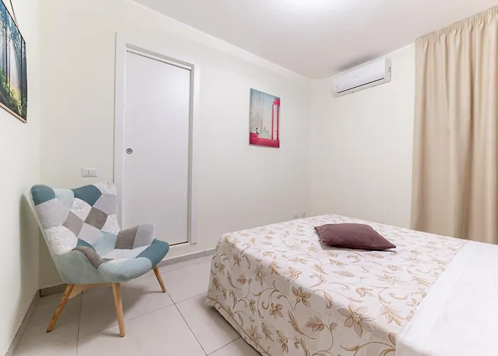 Luca Flat - Tiburtina Train Station & Wi-fi Appartement